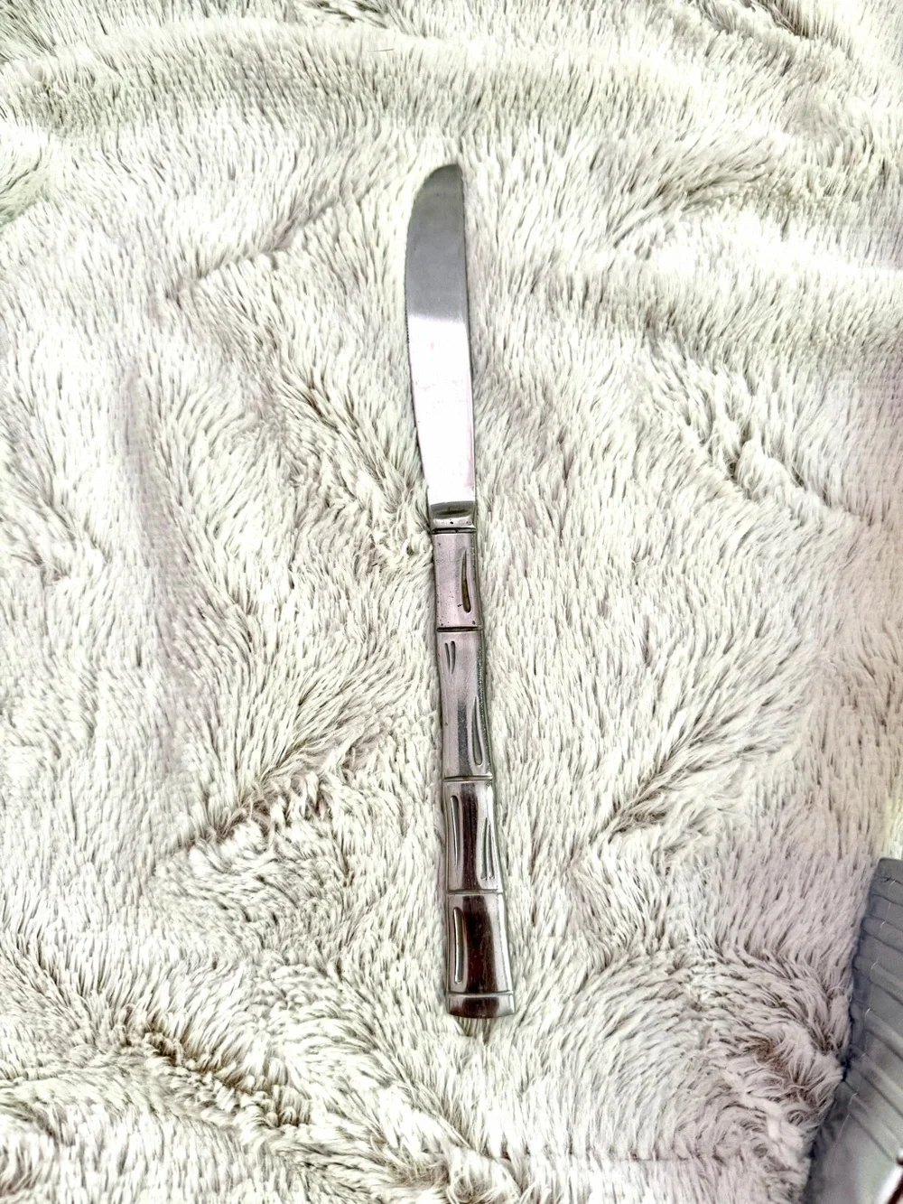 Stainless Steel Silver Dinner Knife - Elegant Bamboo-Style Handle